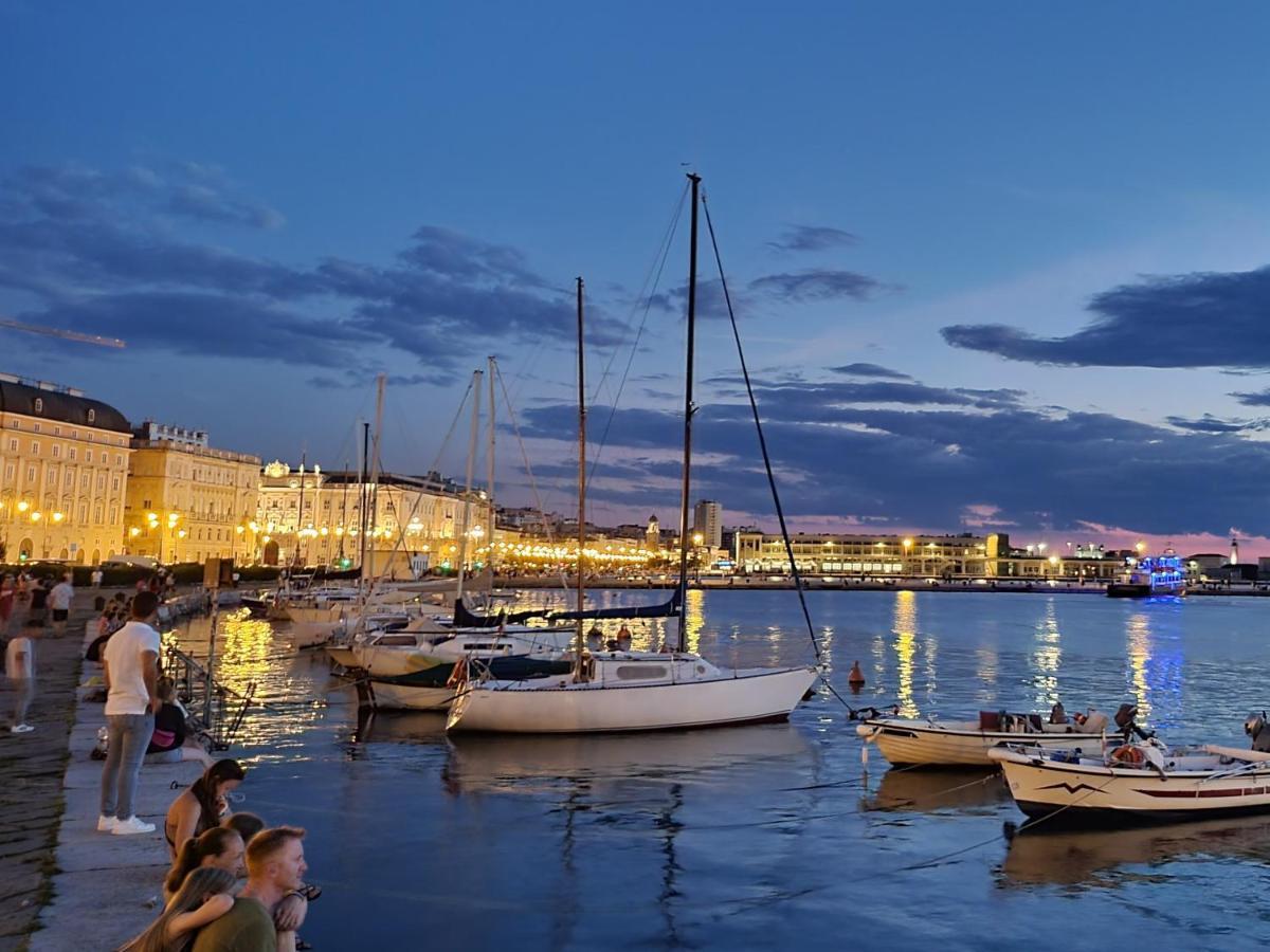 B&B Excelsior Trieste Bagian luar foto